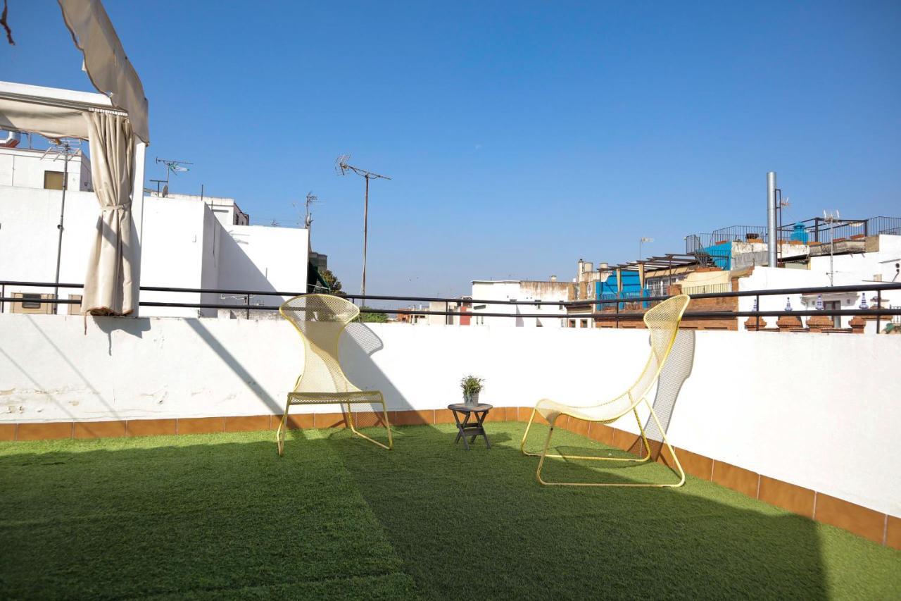 Triana Suite Dreams Seville Exterior photo